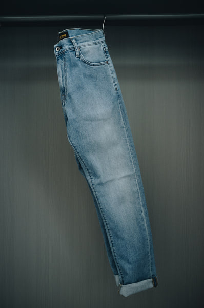 C.O.F Studio Candiani M7 Tapered Comfort Organic Indigo 90's Wash