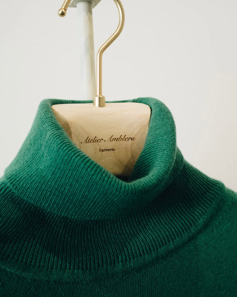 Mooncastle Green 12 Gauge Cashmere Turtleneck Sweater